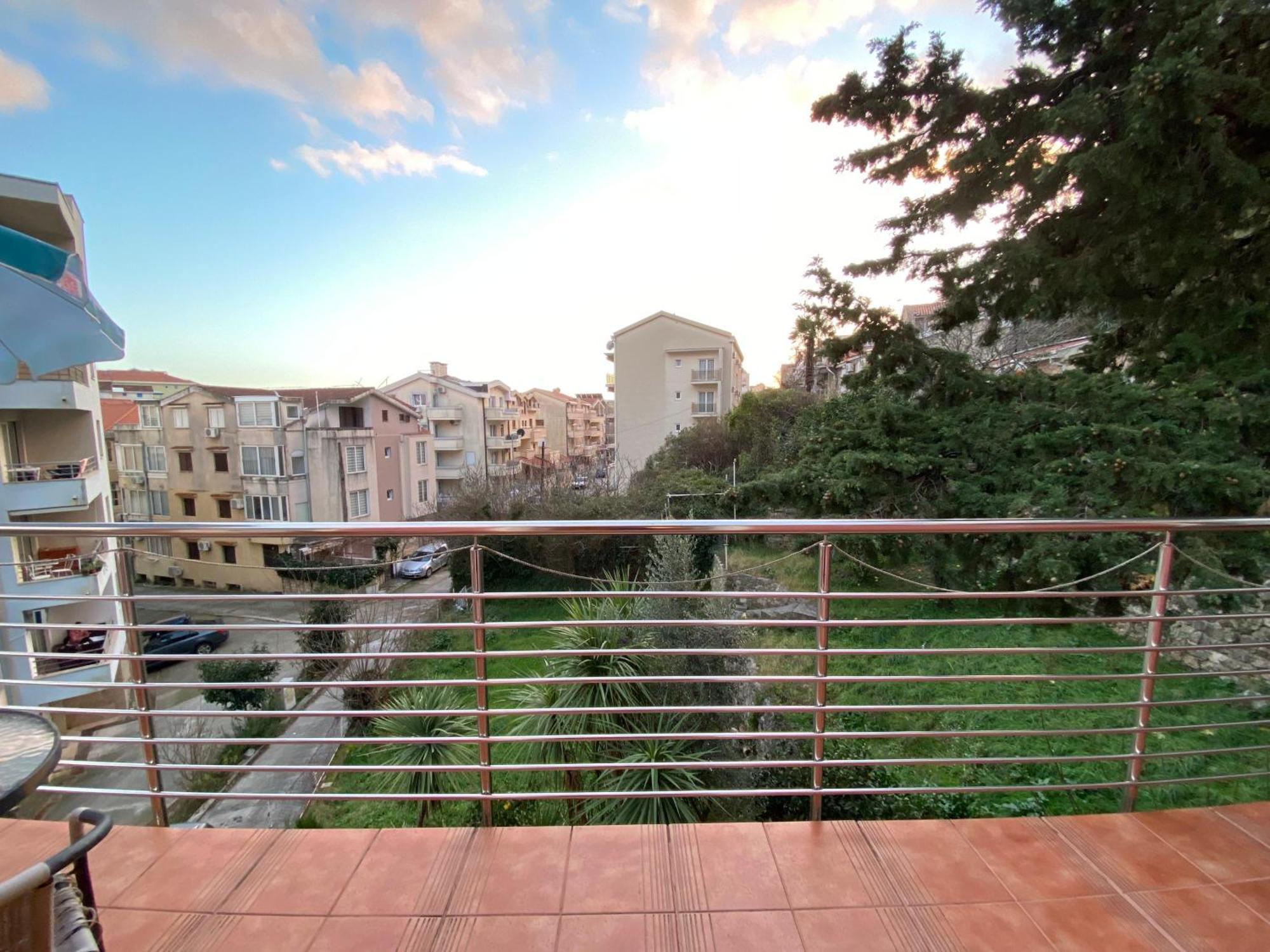 Markovic Aparthotel - Budva Becici Hotel Eksteriør bilde